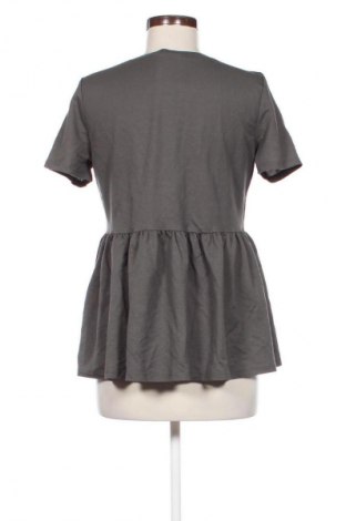 Дамска блуза Pull&Bear, Размер M, Цвят Зелен, Цена 2,55 €