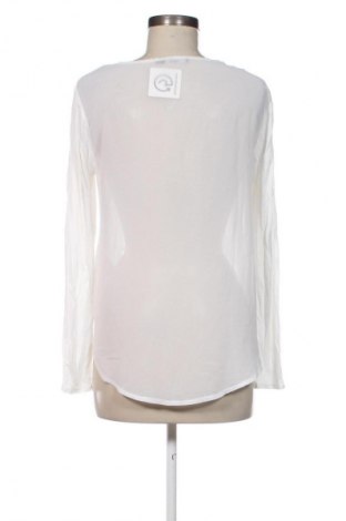 Női blúz Tigha, Méret M, Szín Fehér, Ár 709 Ft
