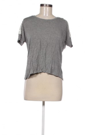 Bluză de femei Yes Or No, Mărime S, Culoare Gri, Preț 7,99 Lei