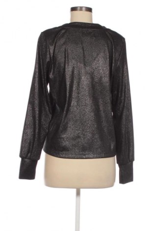 Дамска жилетка Pieces, Размер M, Цвят Черен, Цена 10,80 €