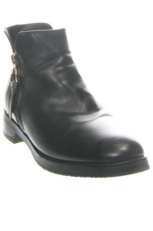 Dámské poltopánky Clara Barson, Veľkosť 38, Farba Čierna, Cena  14,95 €