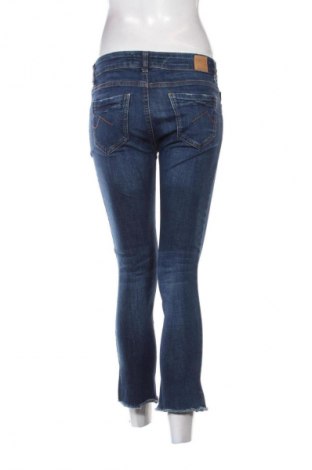 Damskie jeansy Clockhouse, Rozmiar S, Kolor Niebieski, Cena 20,99 zł