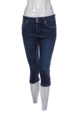 Damskie jeansy Q/S by S.Oliver, Rozmiar M, Kolor Niebieski, Cena 19,99 zł