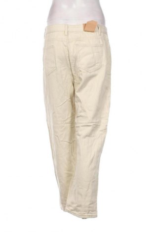 Дамски дънки Unbranded, Размер L, Цвят Бежов, Цена 3,06 €