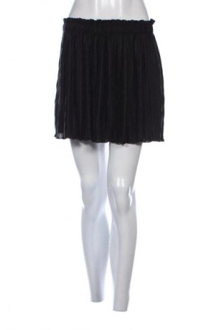 Damskie szorty About You, Rozmiar M, Kolor Czarny, Cena 95,99 zł