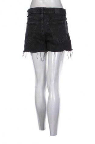 Női rövidnadrág BDG, Méret M, Szín Fekete, Ár 6 764 Ft