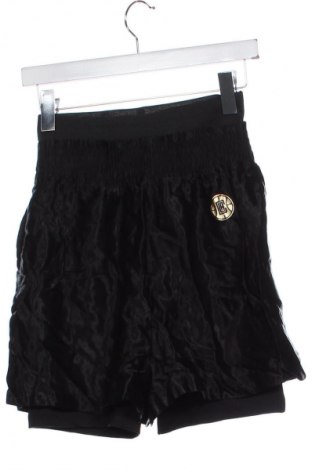 Дамски къс панталон Bershka, Размер XS, Цвят Черен, Цена 3,06 €