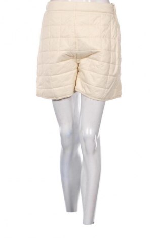 Дамски къс панталон Calliope, Размер S, Цвят Бежов, Цена 2,04 €
