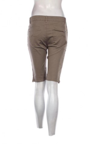 Дамски къс панталон Camaieu, Размер M, Цвят Кафяв, Цена 3,57 €