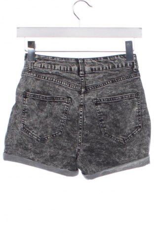 Дамски къс панталон Fb Sister, Размер XS, Цвят Черен, Цена 3,06 €