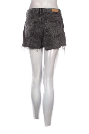 Pantaloni scurți de femei Mango, Mărime M, Culoare Negru, Preț 75,99 Lei