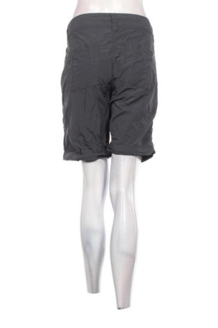 Dámské kraťasy  Salewa, Velikost XL, Barva Šedá, Cena  319,00 Kč