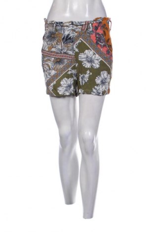 Damskie szorty Stradivarius, Rozmiar S, Kolor Kolorowy, Cena 22,47 zł