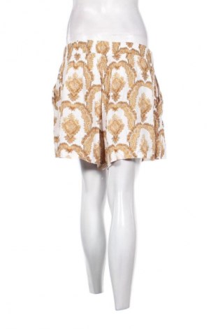 Дамски къс панталон Unbranded, Размер L, Цвят Многоцветен, Цена 3,57 €