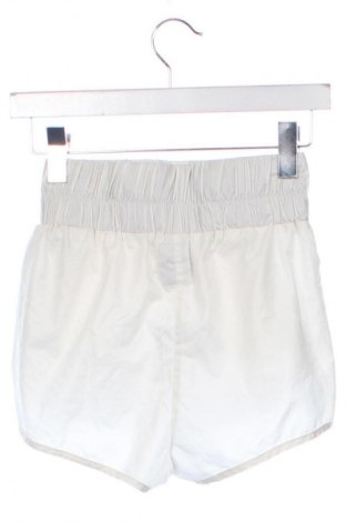 Γυναικείο κοντό παντελόνι Unbranded, Μέγεθος XS, Χρώμα Λευκό, Τιμή 3,99 €