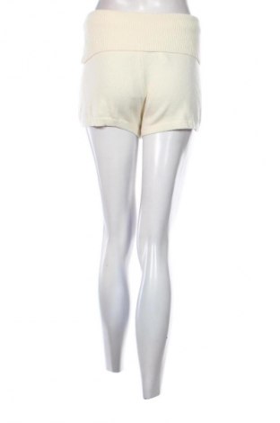 Női rövidnadrág Unbranded, Méret M, Szín Ekrü
, Ár 1 219 Ft