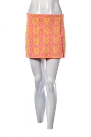 Дамски къс панталон Unbranded, Размер S, Цвят Многоцветен, Цена 2,55 €
