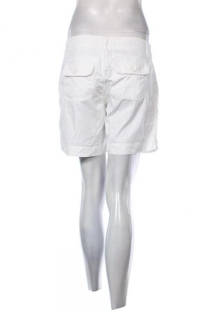 Pantaloni scurți de femei Yessica, Mărime M, Culoare Alb, Preț 15,99 Lei