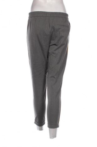 Női nadrág Bershka, Méret M, Szín Szürke, Ár 1 529 Ft