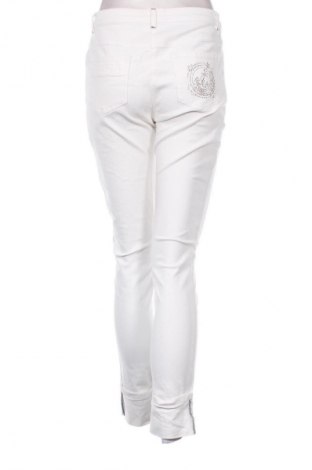 Damenhose Betty Barclay, Größe M, Farbe Weiß, Preis 8,91 €