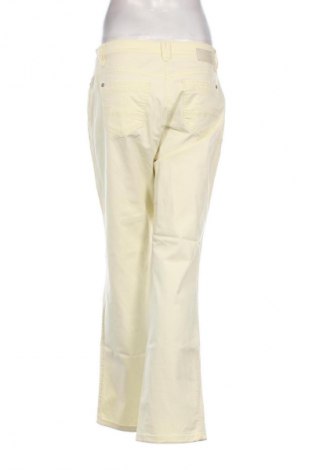 Dámske nohavice Brax, Veľkosť M, Farba Žltá, Cena  10,95 €