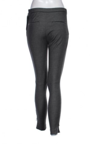 Dámské kalhoty  H&M, Velikost S, Barva Vícebarevné, Cena  109,00 Kč