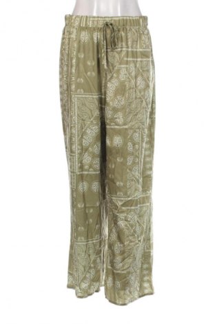 Pantaloni de femei SHEIN, Mărime L, Culoare Multicolor, Preț 41,47 Lei