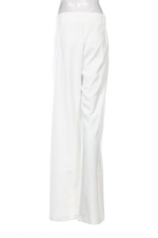 Дамски панталон Unbranded, Размер XL, Цвят Бял, Цена 5,05 €