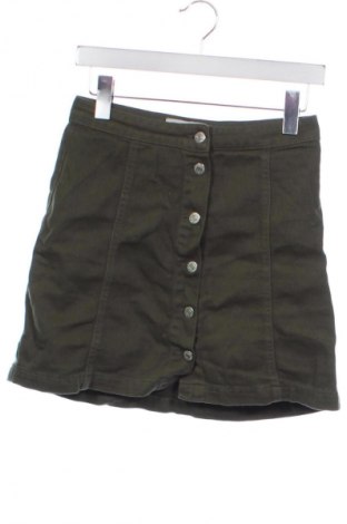 Dziecięca spódnica New Look, Rozmiar 12-13y/ 158-164 cm, Kolor Zielony, Cena 6,99 zł