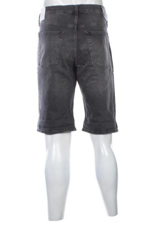 Pánske kraťasy  Calvin Klein Jeans, Veľkosť L, Farba Sivá, Cena  73,95 €