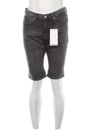 Pantaloni scurți de bărbați Calvin Klein Jeans, Mărime M, Culoare Gri, Preț 463,99 Lei, #133240018