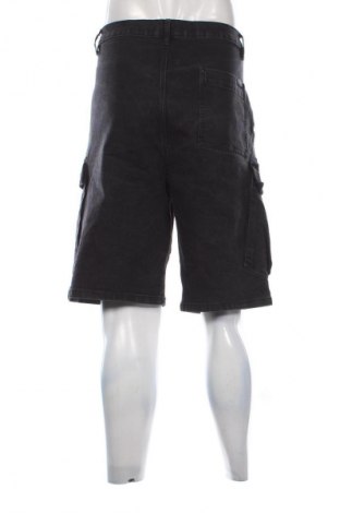 Мъжки къс панталон Cropp, Размер L, Цвят Черен, Цена 9,20 €