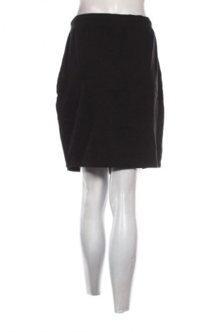 Пола Bpc Bonprix Collection, Размер M, Цвят Черен, Цена 2,04 €