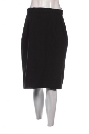 Пола Choices, Размер M, Цвят Черен, Цена 2,04 €