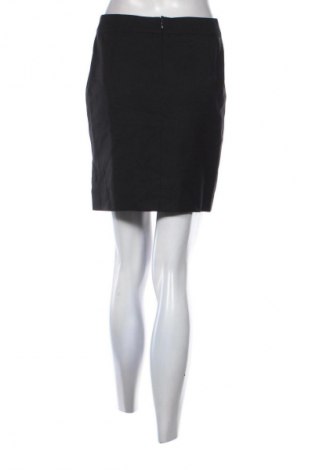 Пола Dolzer, Размер S, Цвят Черен, Цена 8,13 €