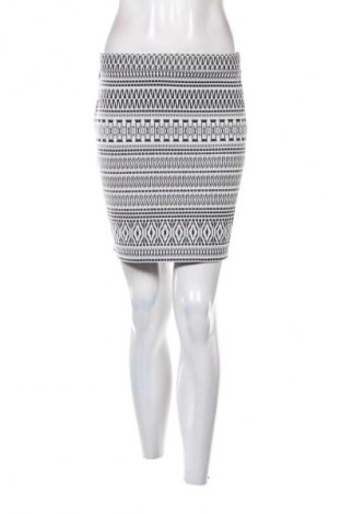 Пола Dunnes, Размер S, Цвят Многоцветен, Цена 2,04 €