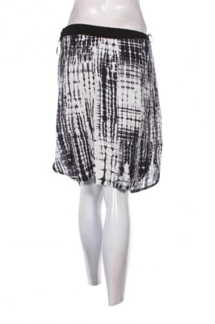 Пола Geisha, Размер S, Цвят Многоцветен, Цена 2,55 €