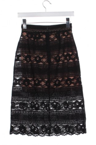 Пола H&M, Размер XS, Цвят Многоцветен, Цена 8,18 €