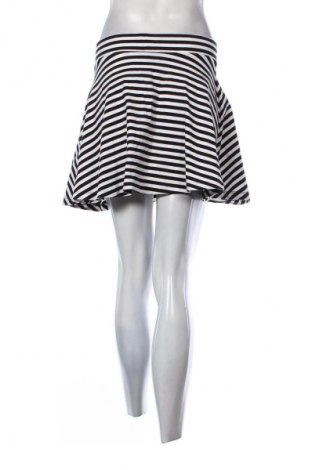 Пола H&M Divided, Размер S, Цвят Многоцветен, Цена 3,57 €