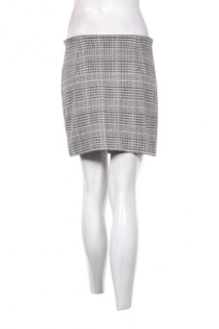 Пола H&M Divided, Размер S, Цвят Многоцветен, Цена 2,55 €