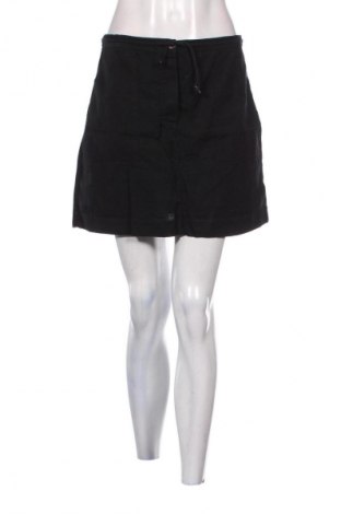 Пола Hennes, Размер M, Цвят Черен, Цена 3,57 €