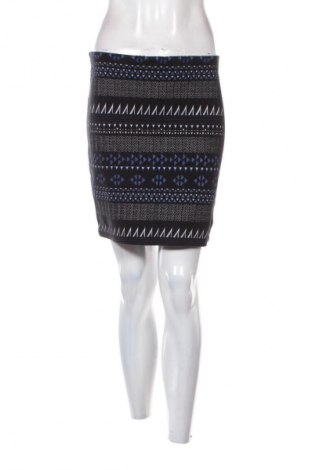 Пола House, Размер S, Цвят Многоцветен, Цена 3,06 €