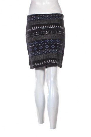 Пола House, Размер S, Цвят Многоцветен, Цена 3,06 €