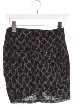 Пола Mango, Размер XS, Цвят Многоцветен, Цена 4,60 €