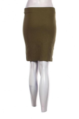 Пола Miss Cix, Размер M, Цвят Зелен, Цена 2,04 €