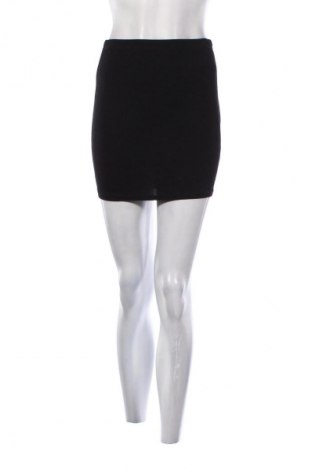 Пола Missi London, Размер S, Цвят Черен, Цена 2,04 €