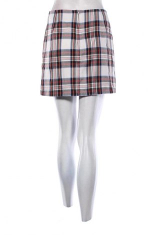 Пола New Look, Размер S, Цвят Многоцветен, Цена 4,09 €