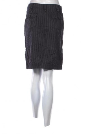 Пола Philip Russel, Размер M, Цвят Многоцветен, Цена 2,04 €