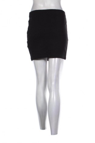 Пола Pimkie, Размер M, Цвят Черен, Цена 3,57 €