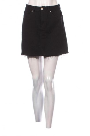 Spódnica Pretty Little Thing, Rozmiar S, Kolor Czarny, Cena 20,99 zł